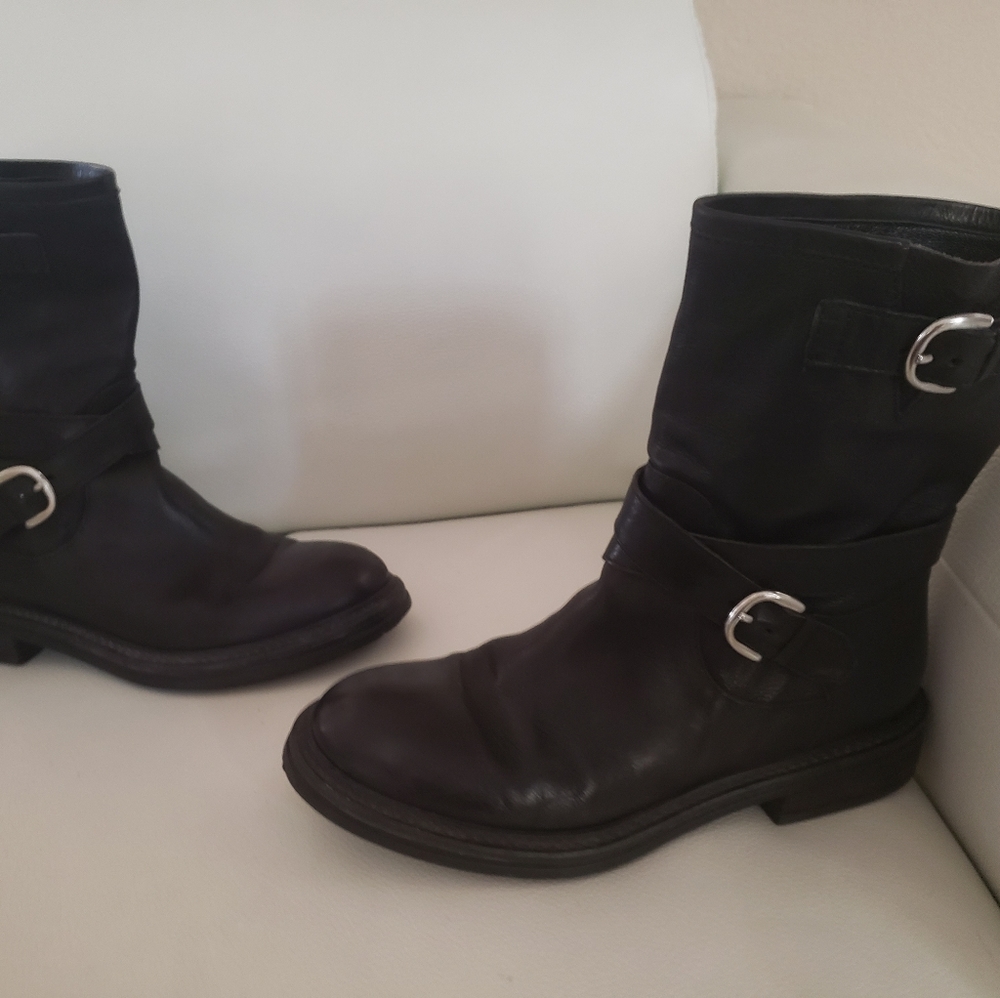 Black biker boots slip on made in  Italy - Picture 3 of 5